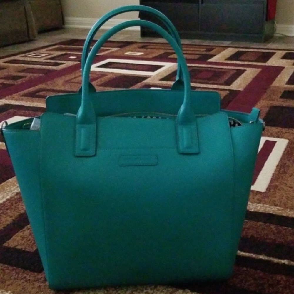 Vera Bradley Tote